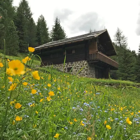 Toe Chalet